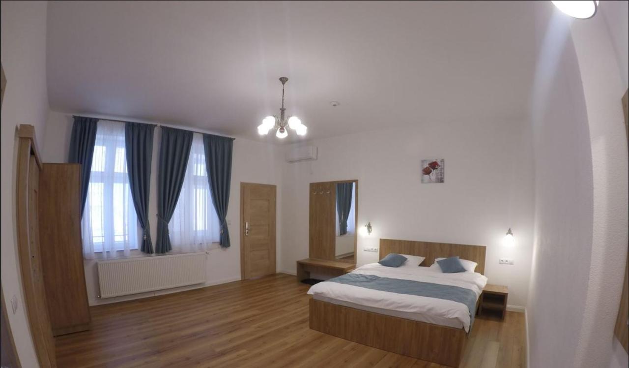 Casa Bacila Hotel Sibiu Eksteriør billede