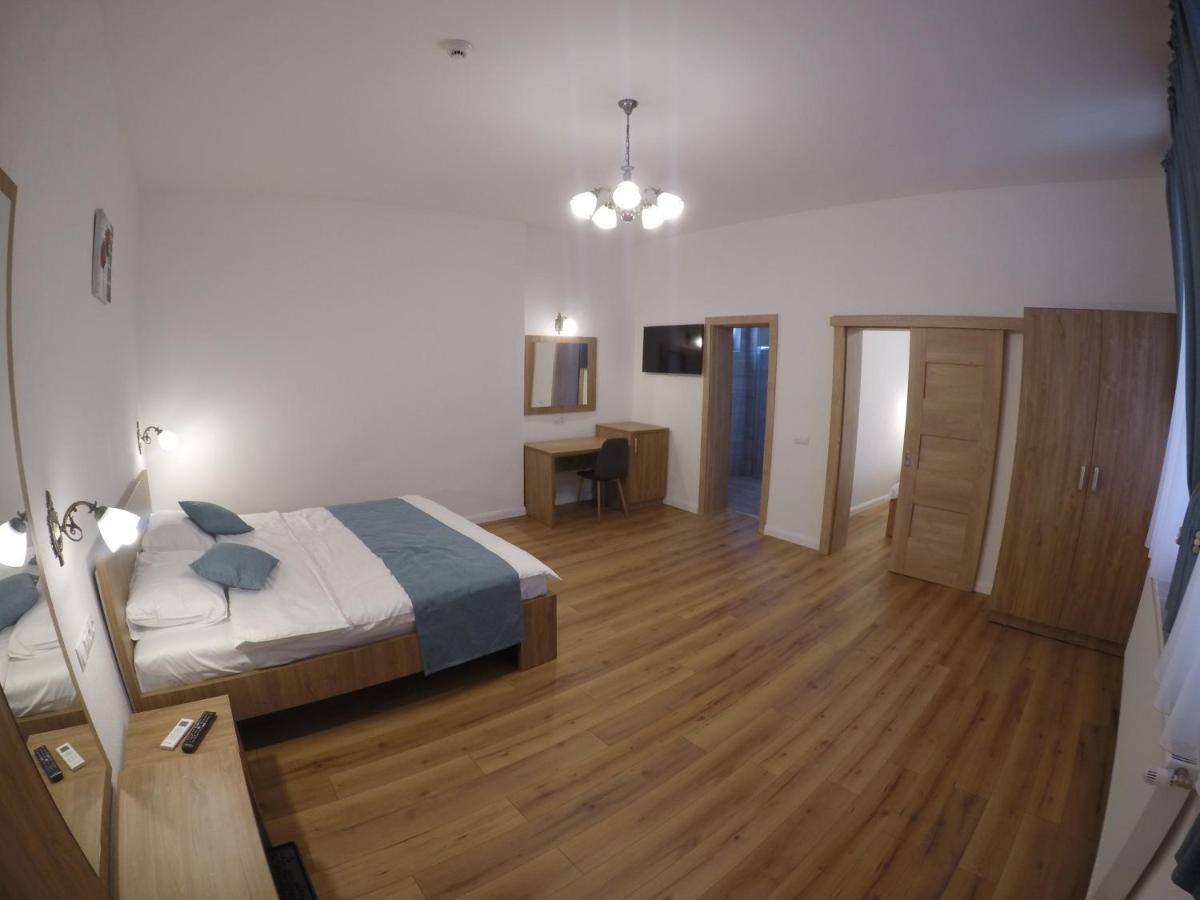 Casa Bacila Hotel Sibiu Eksteriør billede